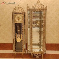خرید آنلاین، ست ویترین 3 طبقه و ساعت ایستاده زمینه مشکی برنزی با طراحی جدید و شکیل، به رنگ طلایی مدل گل رز، زیر قیمت بازار | هنرظریف