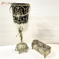 خرید آنلاین، جا دستمال کاغذی و سطل پایه دار برنزی  دو تیکه ، در طرح گل رز بانو طلایی رنگ، با قیمت عالی | هنرظریف