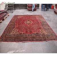 خرید آنلاین، فرش زیبای دستبافت بیجار  کد 38990 با زمینه لاکی و حاشیه شتری، دارای ضمانت، زیر قیمت بازار | هنرظریف