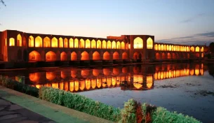 13 مورد از آثار صنایع دستی اصفهان